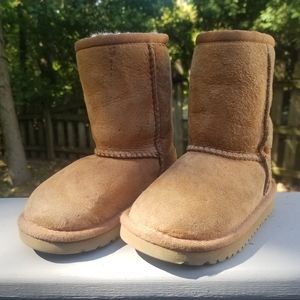 Kids Suede  Ugg Boots US 7C